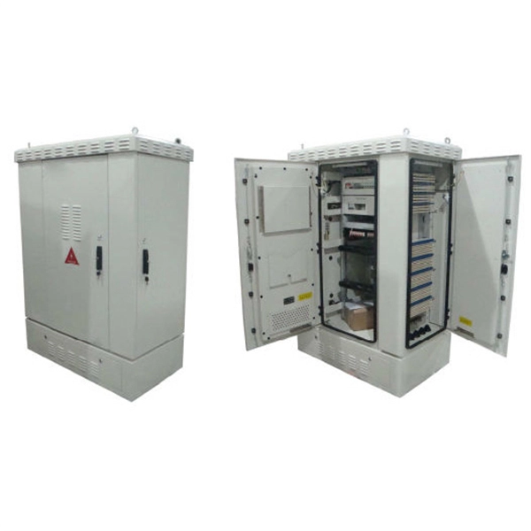 The Role of Internet Data Centers 6 