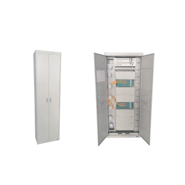 Making and installing electrical distribution boxes